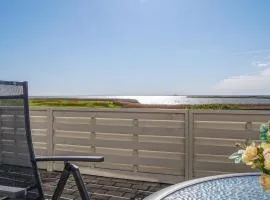 Beautiful Home In Hvide Sande With 2 Bedrooms And Wifi