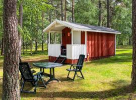 Cozy Home In Ljungby With Kitchen, stuga i Ljungby