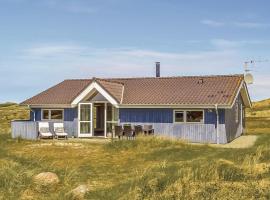 Awesome Home In Hvide Sande With 3 Bedrooms, Sauna And Wifi, hotel in Havrvig