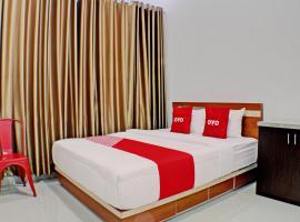 OYO 92945 Guest House Nusa Indah Syariah, hostal o pensión en Bandar Lampung