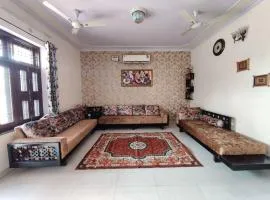 Fully furnished Duplex with Private Terrace