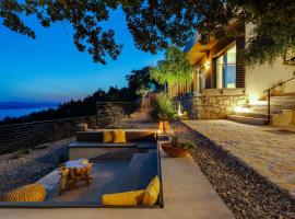 Villa Mountain Lodge, hotel en Omiš