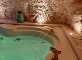 Ai cento scalini, ξενοδοχείο στην Μόντικα