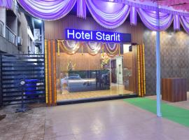 Hotel Starlit, hotell i Navi Mumbai