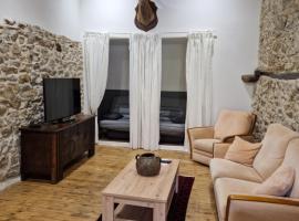 Le Grand Cerf - 4 Couchages, vacation home in Nalzen