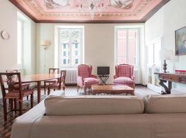 "Marina Apartment", Unique, Authentic, Beachfront, 2nd floor, 2 Aircondo BDR , 2BHT, easy to Train, rare Private Parking at 300 mt, hotell sihtkohas Vernazza