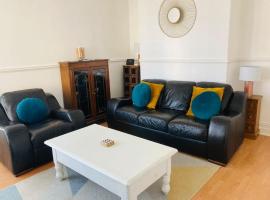 No.18 - Ground Floor apartment close to the beach, апартаменти у місті Кромер