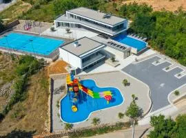 VILLA AQUALANDIA for 20 people