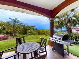 Bougainvillea 2101, apartment in Playa Conchal