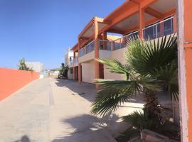 Estudios Del Mar km42, Hotel in Puerto Nuevo