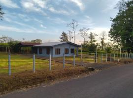 Casa de campo en Río Cuarto, hotel i Río Cuarto