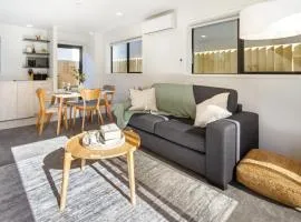 Modern Townhouse Cashel Street 2 bed 2 bath