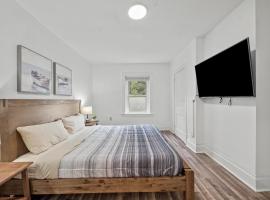 Oakland/University @F Spacious and Quiet Private Bedroom with Shared Bathroom, privat indkvarteringssted i Pittsburgh