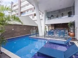 302- Apartamento com piscina em Bombinhas
