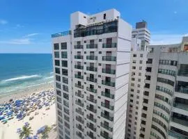 Apartamento Pé na Areia na Praia das Pitangueiras