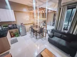 Chillhauz (SM,Ayala,IT,City) W/Pool & WiFi