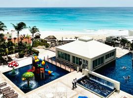 Solymar Beach Condos, hótel í Cancún