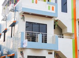 THE PALM UNITY HOME STAY, hotel v destinaci Kevadia