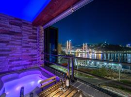 Yeosu View Foret Pension, hotel s jacuzzi v destinaci Josu