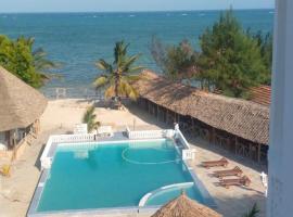 Oluwa Seun Beach Cottages, Mtwapa, hotel com piscinas em Mombaça