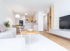 Apartmán Al-Garden s private garage parking free, 5 min pešo do centra