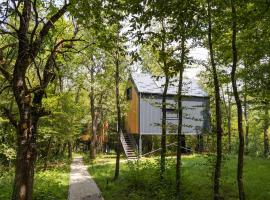 Tree Elements treehouse retreat