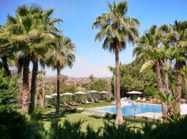 B bou Hotel La Viñuela & Spa, hotel v destinácii Viñuela