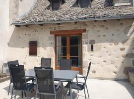 Les copains d'abord, vacation home in Argentat
