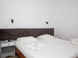 Sea Breeze 2 Apartments, hotel di Mastichari