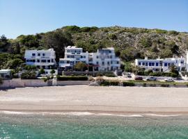 Theoxenia Chios Apartments, hotel near Agios Minas Monastery, Paralia Agias Foteinis