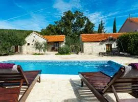 Dalmatian country house Irena
