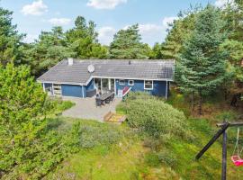Awesome Home In Fjerritslev With 4 Bedrooms And Sauna, hotel din Torup Strand