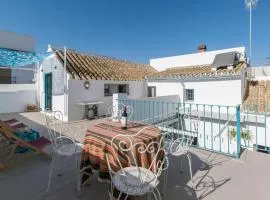 Nice Home In Carmona With Outdoor Swimming Pool, Swimming Pool And 3 Bedrooms