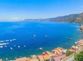 Awesome Apartment In Melito Porto Salvo