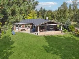 Nice Home In Gedser With Wifi