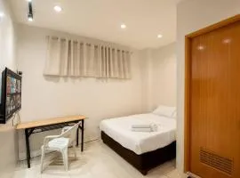 JP Santiago Studio Makati J204