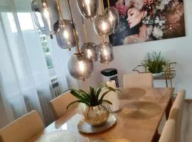 Moderne 3Zimmer Wohnung, in Königsbrunn bei Augsburg