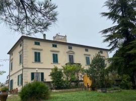 Villa Porquier, ubytování v soukromí v destinaci Crespina