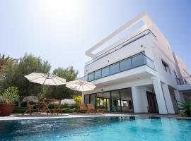 TigMAÏA Guest House In Agadir for Traditional Art and Culture, hotel v destinaci Agadir