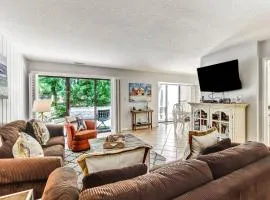 2-story condo with on-site pool, private patio, & W/D - near beach/golf