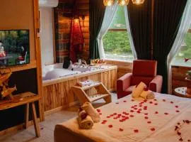 Vip Wood Bungalow、リゼのバンガロー