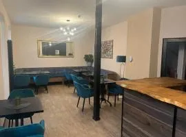Aneton Garni Hotel