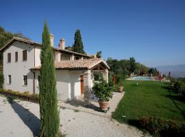 Casa Vacanze Vecciano, hotel en Montefalco