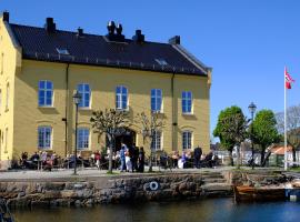 Det Lille Hotel, hotel in Risør