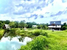 Quiet LakeHouse Appartement on Memory Beach road