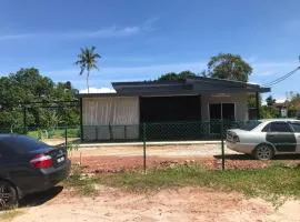 De Hampar Homestay