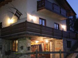 Chambres D'Hotes Les Fleurs, hotel in zona Les Fleurs-Plan Praz, Pila