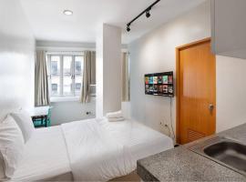 JP Santiago Studio Makati J307, hotel in Manilla