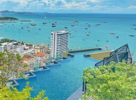 Edge Central PATTAYA SeaView Residence, hotel with jacuzzis in Pattaya Central