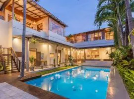 7BR Villa Private Pool Yoga Gym Cinema 10min Canggu Surfing Beach
